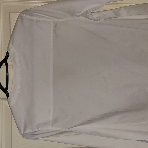 NWT Liz Lange long sleeved blouse - Picture 4 of 7